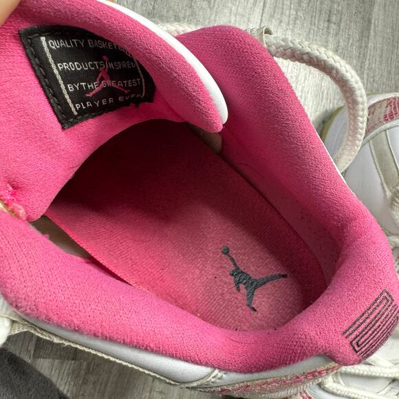 Nike Air Jordan 11 Retro Low Pink Snakeskin Women's Size 8 1/2 AH7860-106 - Picture 9 of 9